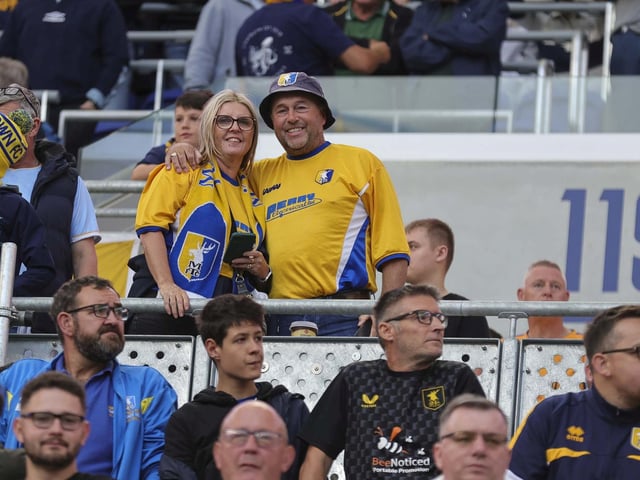 Mansfield Town made Everton work hard for victory after a dogged defensive display.
