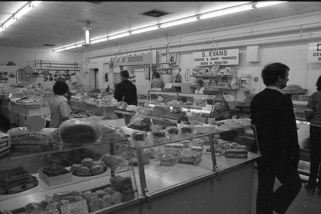 Who used to buy their dairy produce at S. Evans?