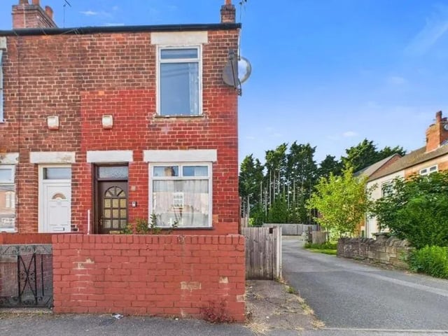 This end-of-terrace house on Moor Street, is being offered for sale with no onward chain, making it an ideal opportunity for buyers seeking a straightforward purchase or a property with potential to modernise. The home provides generous living accommodation, including a spacious kitchen with a separate utility area, perfect for anyone looking to create a functional space. Contact GetAnOffer on 01903 929471.