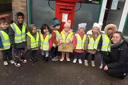 Little ones from the Cherubs Day Nursery on Wynndale Drive in Mansfield helped spread Christmas joy around their neighbourhood and posted their Christmas cards