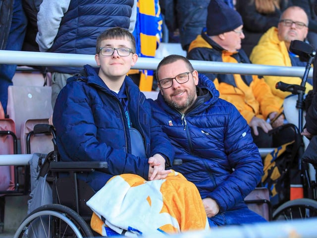 A poor second half was costly as Mansfield Town let a half-time lead slip away.