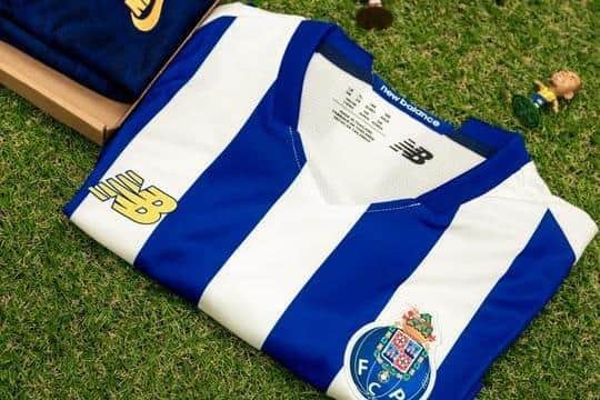 Customers do not know which team's shirt they are going to get until they open their box.