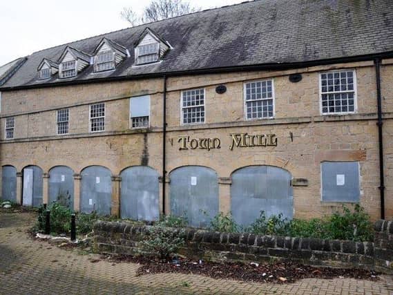 The Town Mill dates back to 1850 when it began life as a water-powered corn mill, before eventually becoming a pub from 1969 to 2010. It was a firm favourite with locals until it closed it's doors.