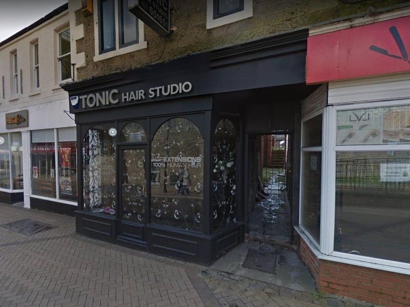 Tonic Hair Studio on Stockwell Gate, Mansfield, has a 5/5 rating based on 30 reviews.