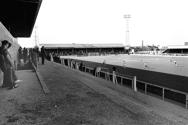 Mansfield Town game against Torquay on 17th December 1982 will live on in history for being the club's lowest ever Football League crowd, when just 1,293 fans turned up. On the plus side, they were rewarded with a 2-1 home win.
