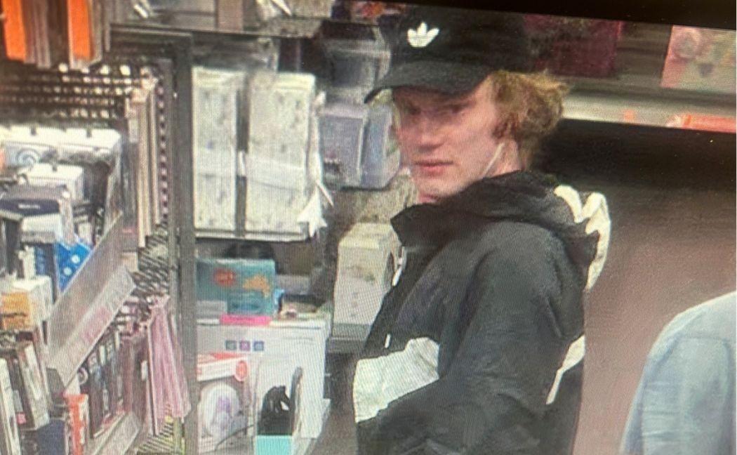 Police launch CCTV appeal after Mansfield shop assault