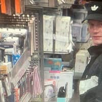 Police launch CCTV appeal after Mansfield shop assault