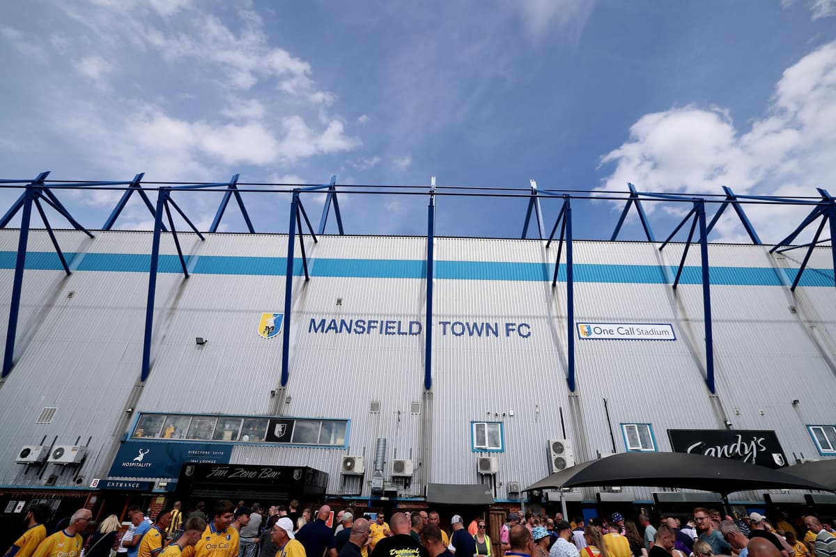 How Mansfield Town's home attendances compare to Luton, Notts County and ...