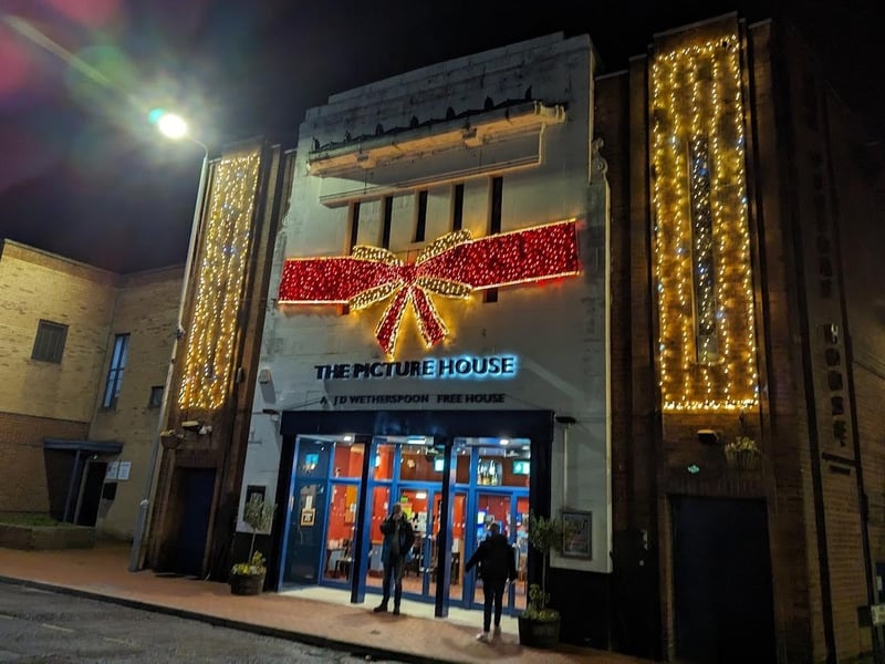 No-frills, modern chain bar in a former cinema serving real ale, wine, coffee plus good pub grub. Rated: 4.0 (1,106 reviews)