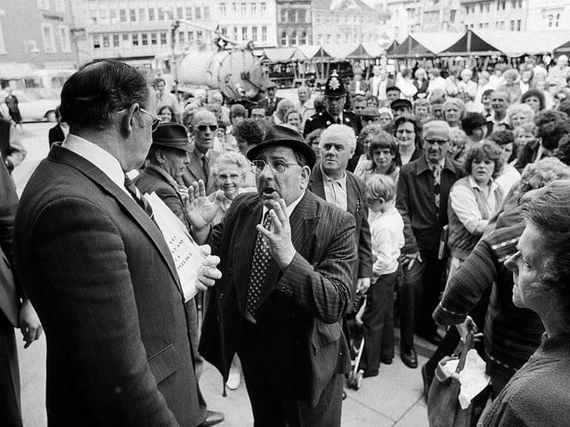 A huge rent protest occupied the Market Place in 1980.