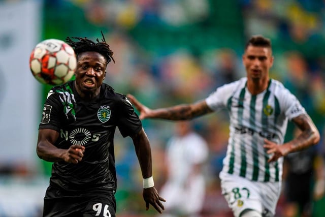 Arsenal will offer a player in part-exchange for Sporting Lisbon starlet Joelson Fernandes in a bid to bring down his £40m price tag. The Gunners are favourites to sign him. (Daily Star)