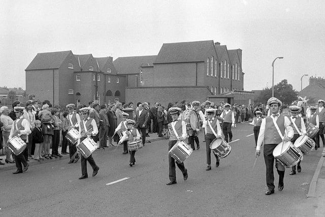 Warsop carnival parade in 1971.