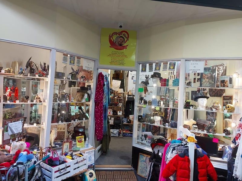 Located in Handley Arcade Mansfield, the shop is a fundraiser helping people with brain cancer. No: 07886 028710