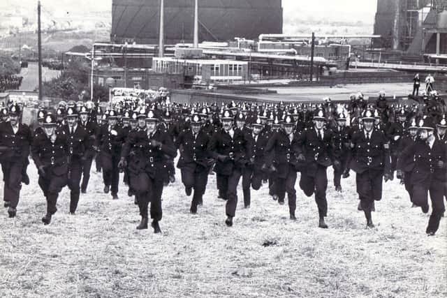 Police charge pickets at Orgreave Coking Plant, May 31 1984.