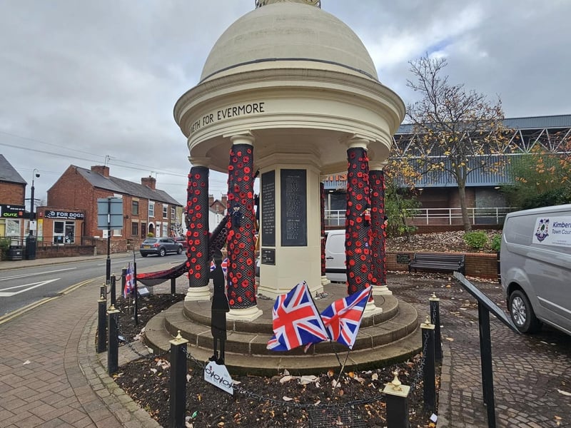 Kimberley War Memorial was again resplendent in a knitted poppies display.