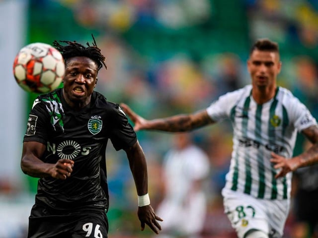 Arsenal will offer a player in part-exchange for Sporting Lisbon starlet Joelson Fernandes in a bid to bring down his £40m price tag. The Gunners are favourites to sign him. (Daily Star)