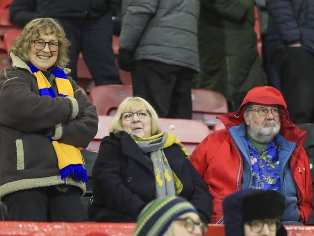 Mansfield Town's long win-less run went on after defeat in London.