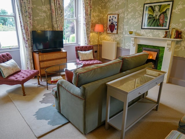 Cuckney House will once again become a place for special gatherings, whether big birthday celebrations, self-catering family holidays, corporate away breaks or small wedding receptions.