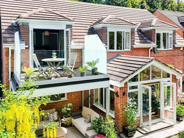 This exceptional four bedroom detached home offers beautifully appointed and highly versatile accommodation, perfectly suited to modern family life, blended living or multi-generational occupancy.