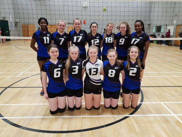 A former U16 netball team from Ashfield School.