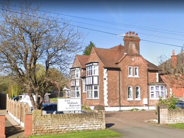 Medivet Referrals East Midlands, located at 222 Nottingham Road in Hucknall, has a 4.9 rating on Google. One five-star reviewer stated, "They provide amazing service and I would highly recommend their services." Visit www.medivetgroup.com for more details.