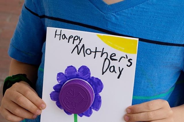 It's no bad idea for youngsters to learn how to make their own Mother's Day cards. So a craft activity day and workshop at Mansfield Museum on Leeming Street could be just the place to pop in to in Saturday (10 am to 12 midday). The event is free.