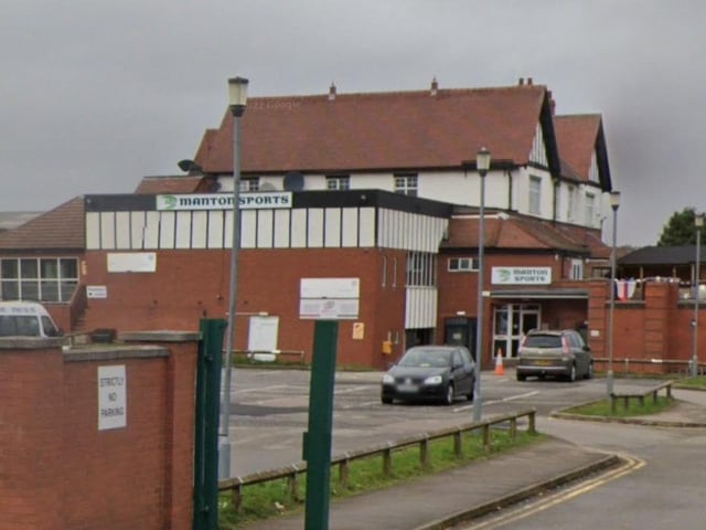 Large social club in Manton, Worksop with live weekend music & Sunday carvery