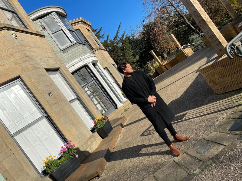 Formally Mansfield Manor Hotel, the venue has undergone an incredible transformation over the past year. The scale of the renovations is immense and the result is impressive!  The venue now has a much more neutral, modern feel, with some stand out features.