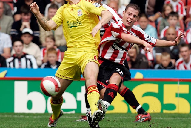 A popular player at Bramall Lane, Armstrong joined the Blades from Oldham but moved to Reading after falling down the pecking order. He was named Reading fans' player of the season in 2008/09, but was forced to retire after being diagnosed with multiple sclerosis