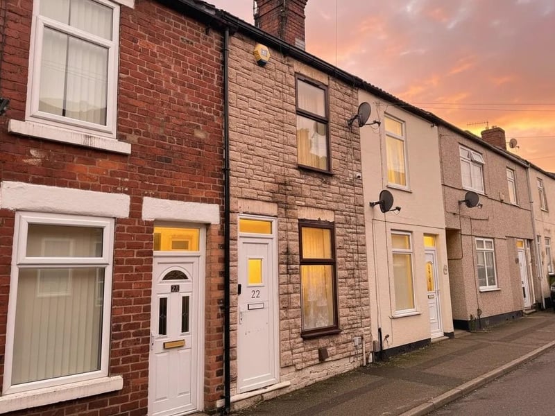 Situated on Gedling Street, Mansfield, just off the popular Nottingham Road area, this two-bedroom terraced property offers excellent potential for buyers looking to modernise and add value. The property requires updating throughout, making it an ideal opportunity for investors, first-time buyers, or anyone seeking a renovation project.