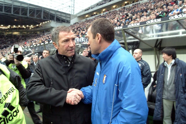 Newcastle boss Graeme Souness shakes hands with Stags' Peter Shirtliff before the big game.