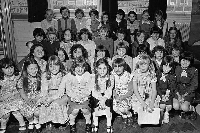 Jefferies School in Kirkby - spot anyone you know?
