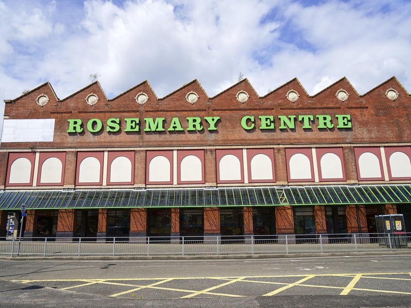 A historic building in Mansfield will be demolished and replaced with a supermarket despite concerns over the site's heritage. The centre has stood in its current form for 70 years and was home to popular shops. Most recently, Iceland, Argos and Domino's Pizza.