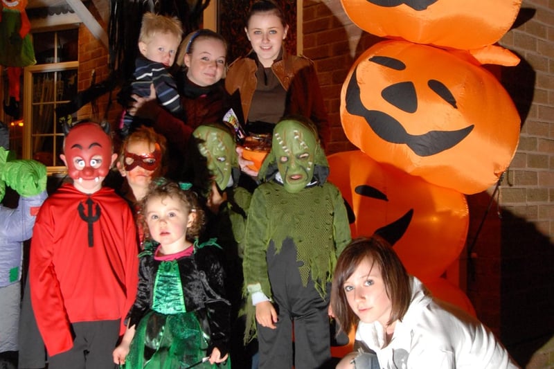 Halloween Fun at the Mansfield House on Brick Kiln Lane, 2008.
