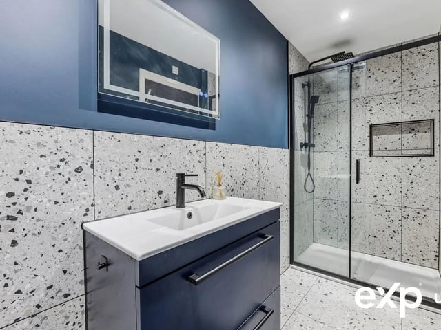 The property will be finished to a high standard with luxury fixtures and fittings and move in ready.