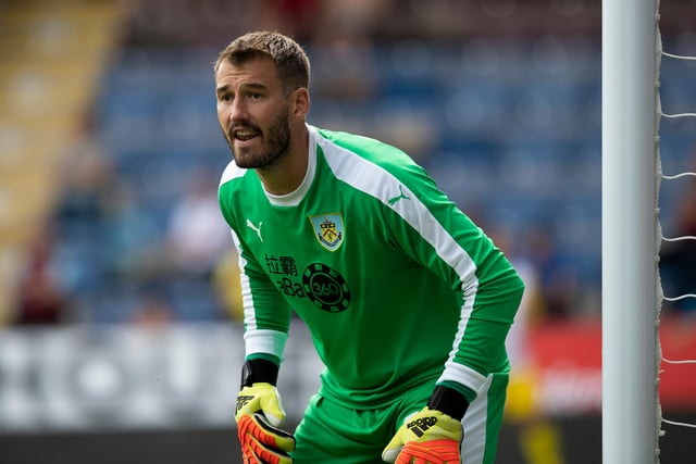 Ex-Birmingham 'keeper Adam Legzdins has joined Scottish Championship side Dundee. He joined as a free agent, after being released by Burnley last summer after making no appearances in three seasons. (Club website)
