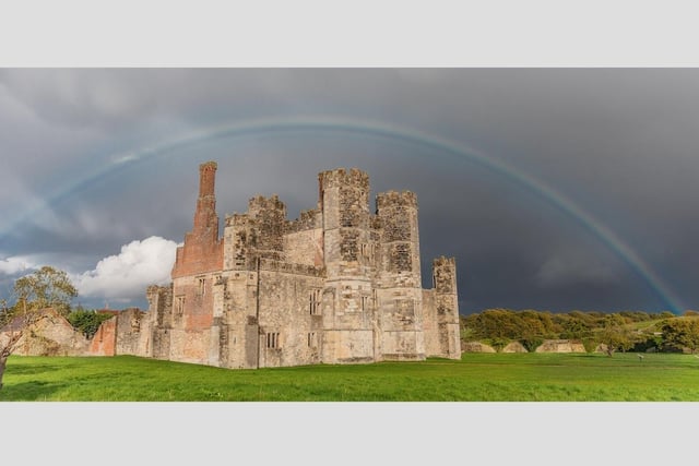 Ian Gray was in a beautiful place at just the right time to capture this stunner over the nearby Titchfield Abbey.
