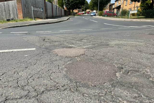 An outside consultant will be brought in to help Nottinghamshire County Council work out how best to repair the county’s broken roads.