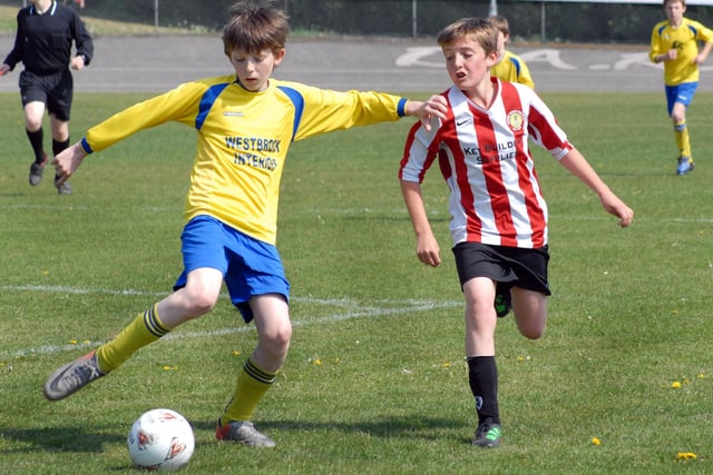 Robin Hood Colts V Woodhouse Colts in the Under 12's Div 1 at Forest Town Welfare.