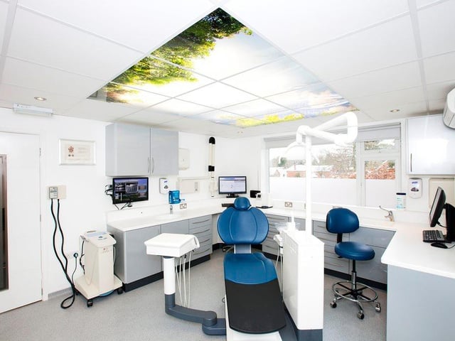 Ravenshead Dental Practice has a five-star rating on Google reviews.