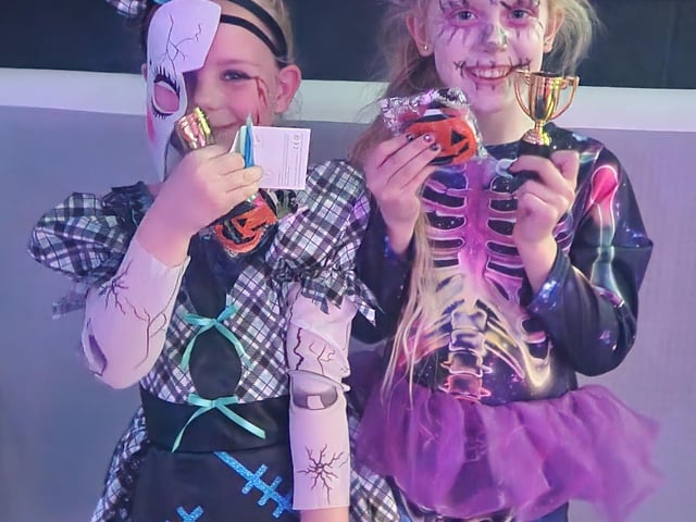 More awards for fancy dress efforts.