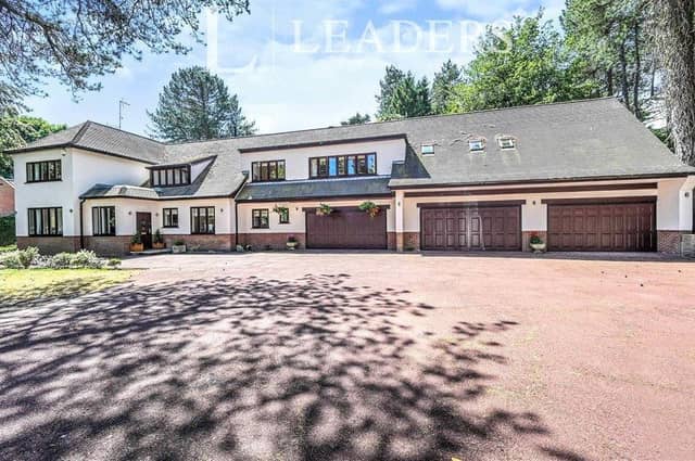 Welcome to the exceptional, five-bedroom, detached house on Nottingham Road, Ravenshead that is on the market for a staggering £1,950,000 with estate agents Leaders Sales.