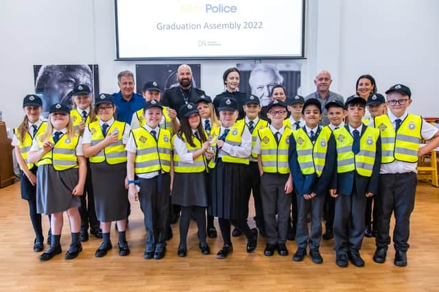 Year five and six pupils from Mansfield’s Wainwright Primary Academy have graduated from the mini police initiative