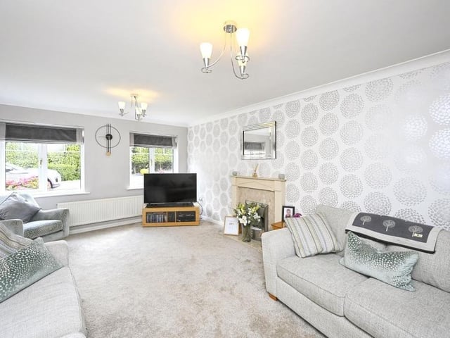 Our guided tour of the Eakring Road property begins in this lovely lounge, which is generously-sized but also cosy. It sits at the front of the house, with double doors leading to the dining room.