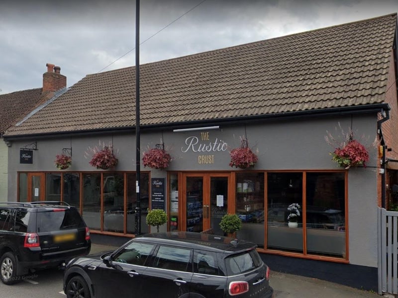 The Rustic Crust Pizzeria on Main Street, Farnsfield, is a 60 seater family pizzeria with a beautiful bar and intimate Italian style courtyard based in between Mansfield and Southwell in the award winning village of Farnsfield.