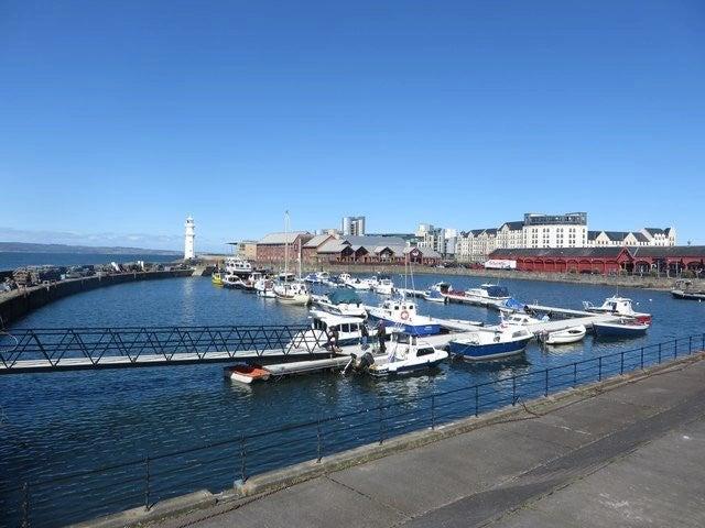 Arguably the most celebrated fish and chip establishment in the capital city, The Fishmarket is a must for anyone visiting Edinburgh. Newhaven is in the north of the city with views of the Forth, the rail and road bridges and Fife all on show.