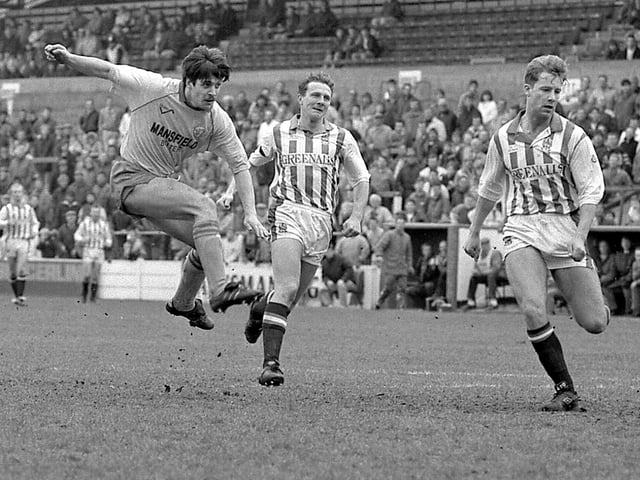 Ian Stringfellow shoots against Huddersfield Town.