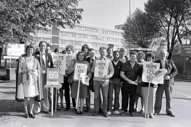 Staff at Sutton's Kings Mill Hospital protesting about wages in 1982.