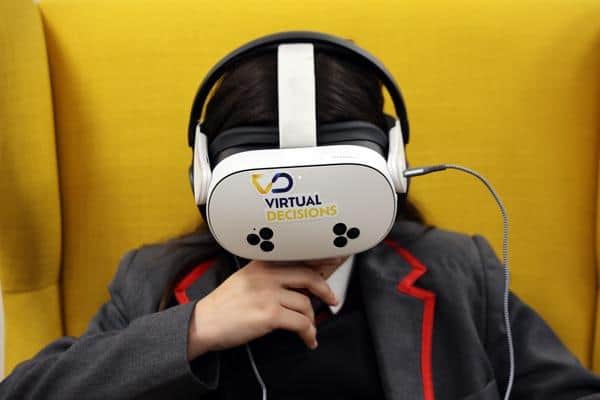 An immersive virtual reality (VR) project has been launched to help educate young people in Nottingham about the dangers and potentially devastating consequences of carrying a knife.