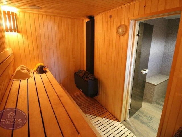 One of the annexe's prized assets is a steam room, fitted with a rainfall shower, and also a Swedish sauna with seating for six to eight people. The sauna is electricity-powered and has its own integrated music system.